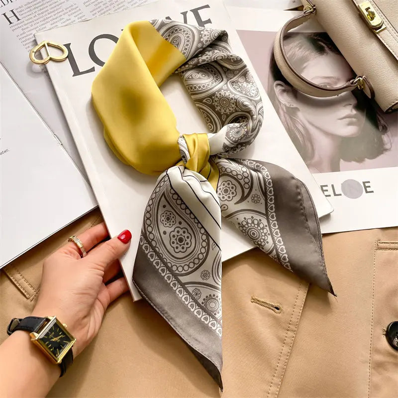 Foulard Carré Soie Floral Femme 70x70cm | MDN Store