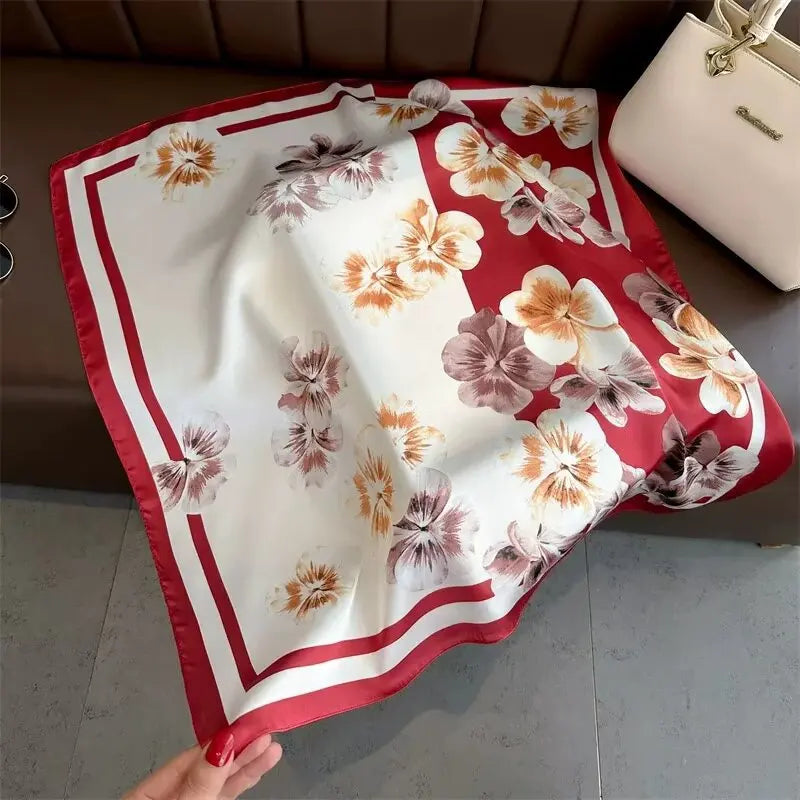 Foulard Carré Soie Géométrique Bleu Blanc 70cm Femme | MDN Store