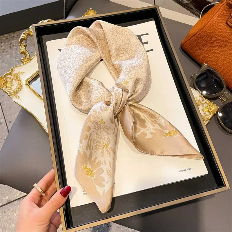 Foulard Carré Soie Floral Femme 70x70cm | MDN Store