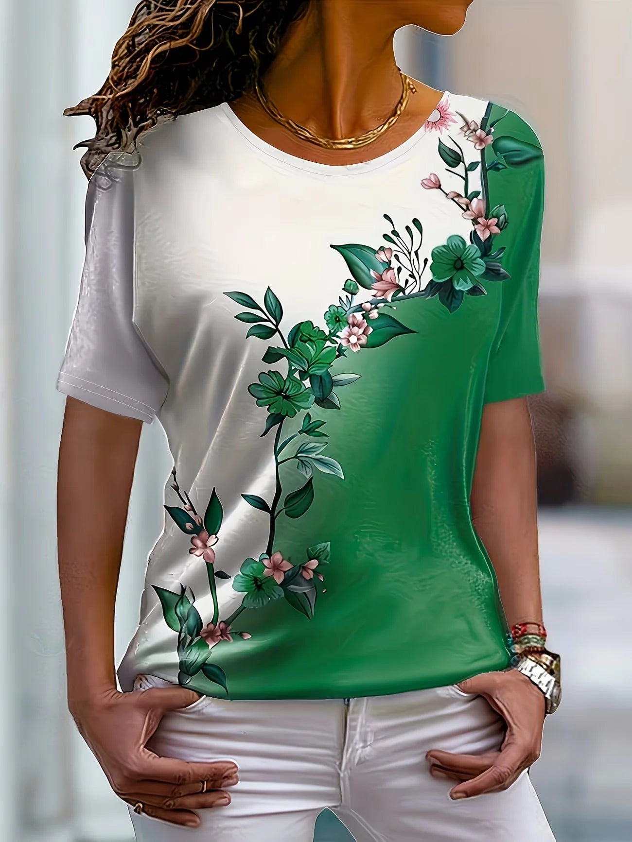 T-Shirt Fleurs Violettes Degrade Femme Col Rond Manches Courtes | MDN Store 25