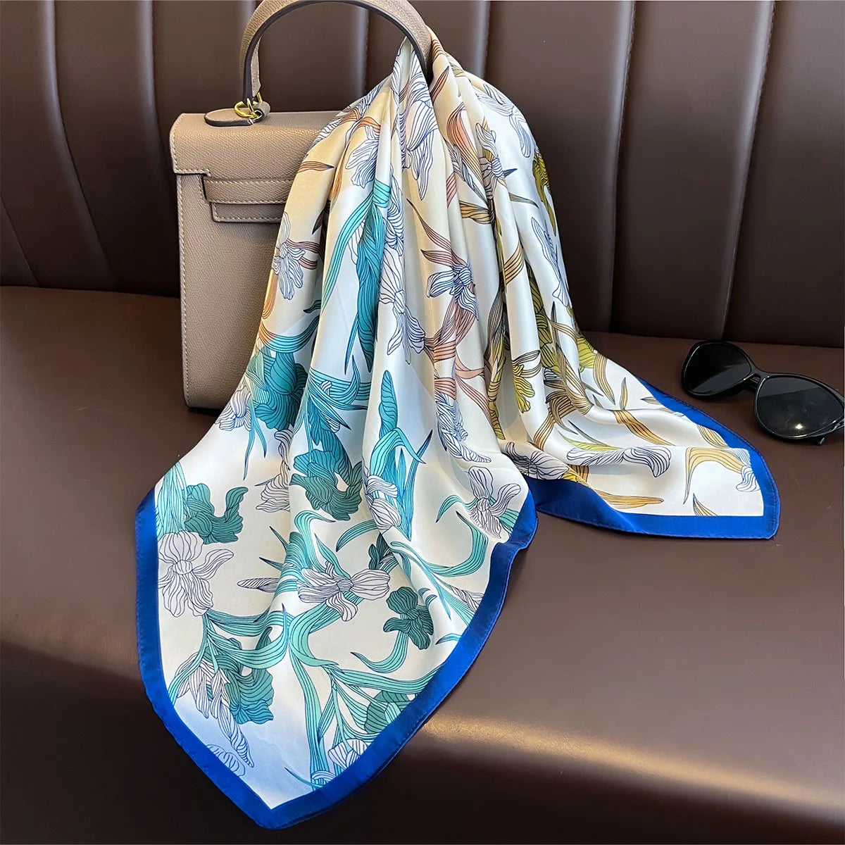 Foulard Carré Soie Orange 70x70cm Femme | MDN Store
