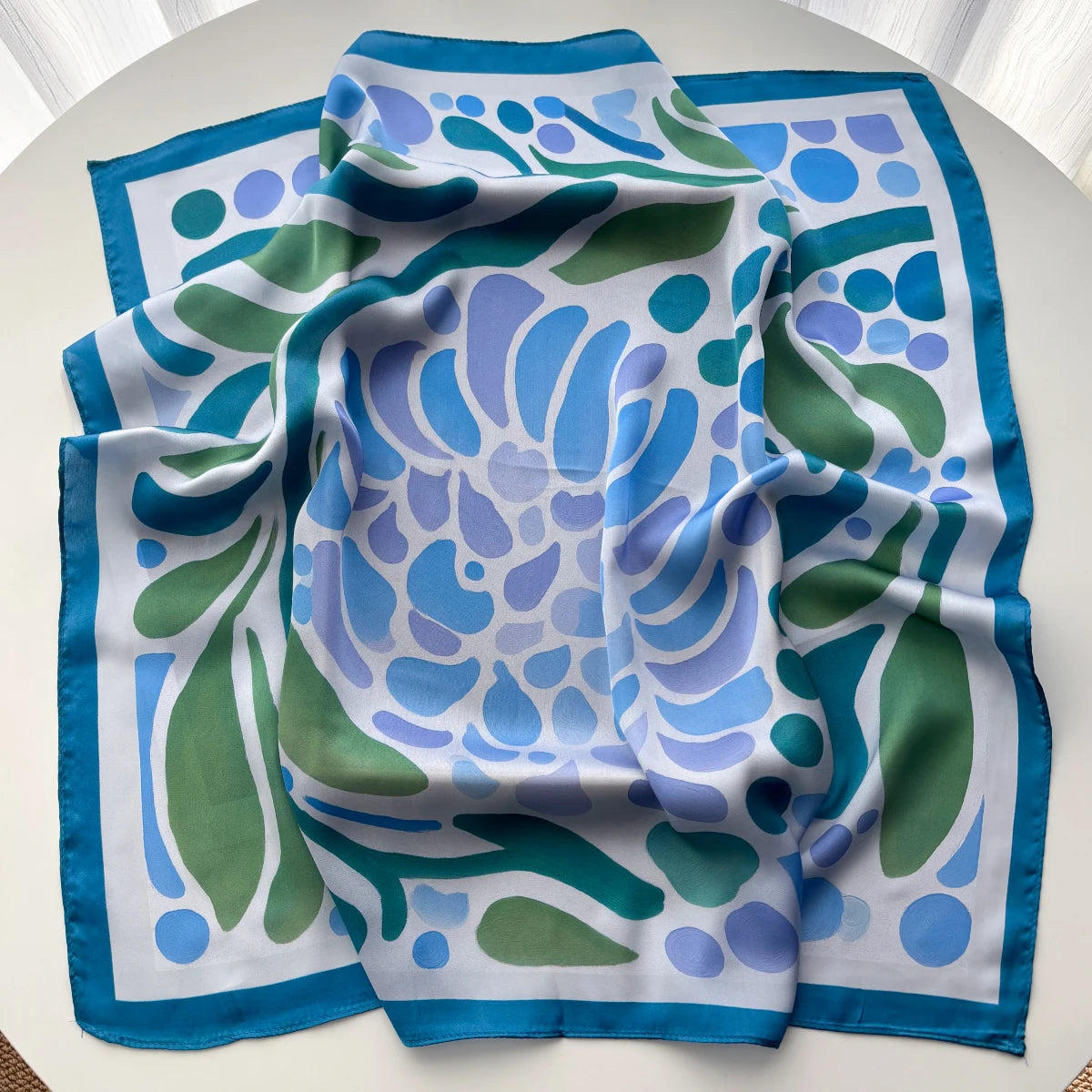 Foulard Carré Soie Imprimé Floral 70cm | MDN Store