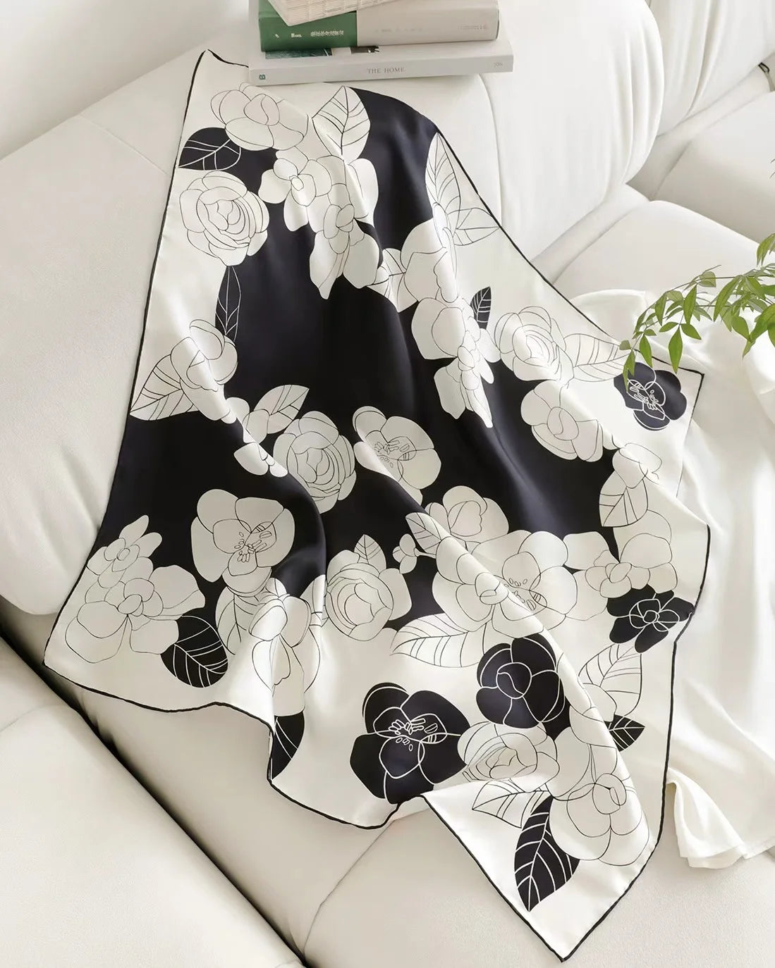 Foulard Carré Soie Satin Floral Violet 70cm Femme | MDN Store