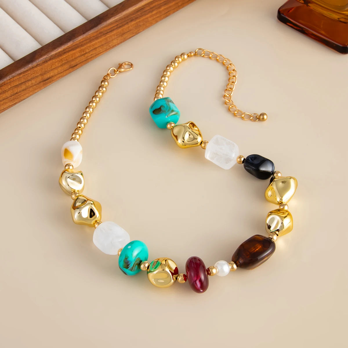 Collier Ras-de-Cou Perles Résine Bohème | MDN Store