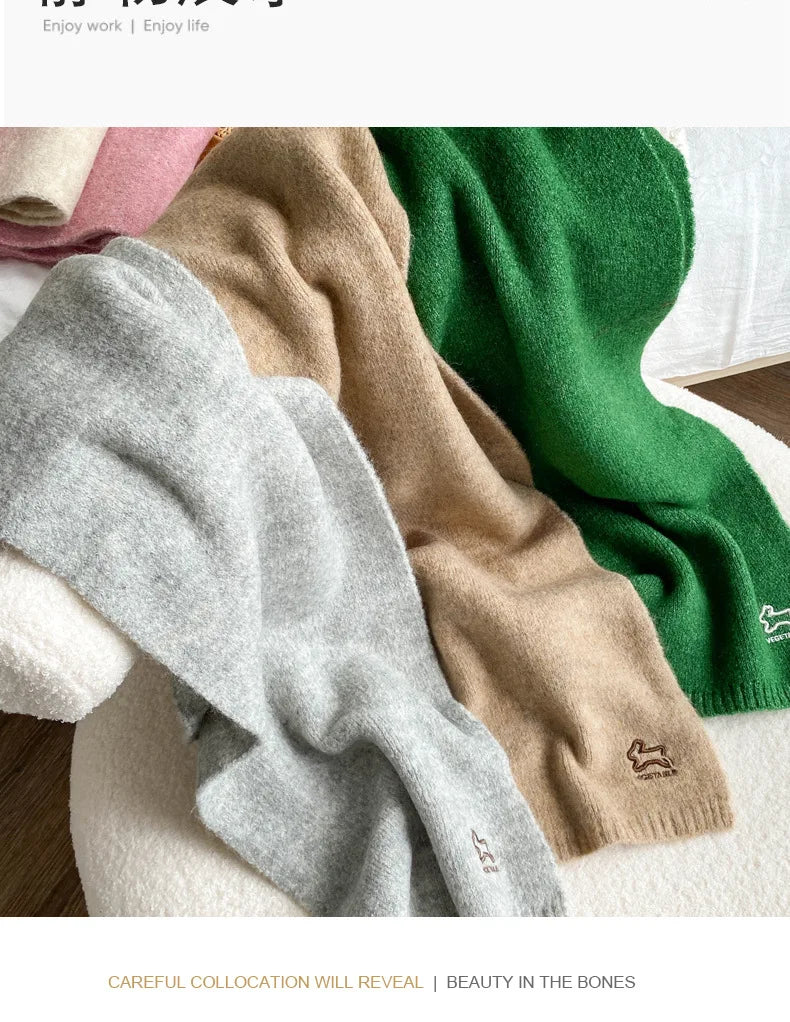 Écharpe Laine Lapin Brodé Beige | MDN