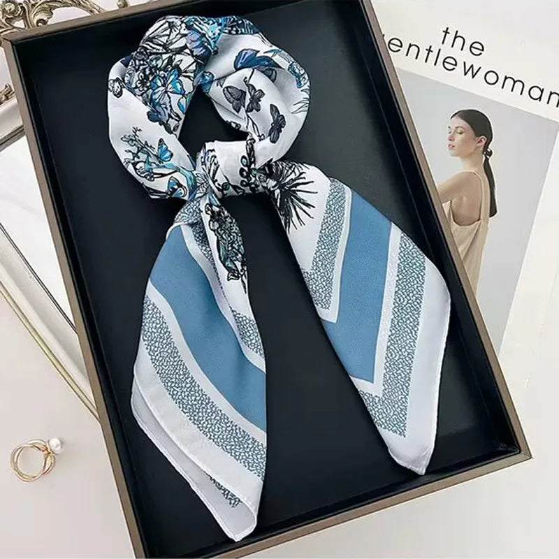 Foulard Carré Soie Géométrique Bleu Blanc 70cm Femme | MDN Store