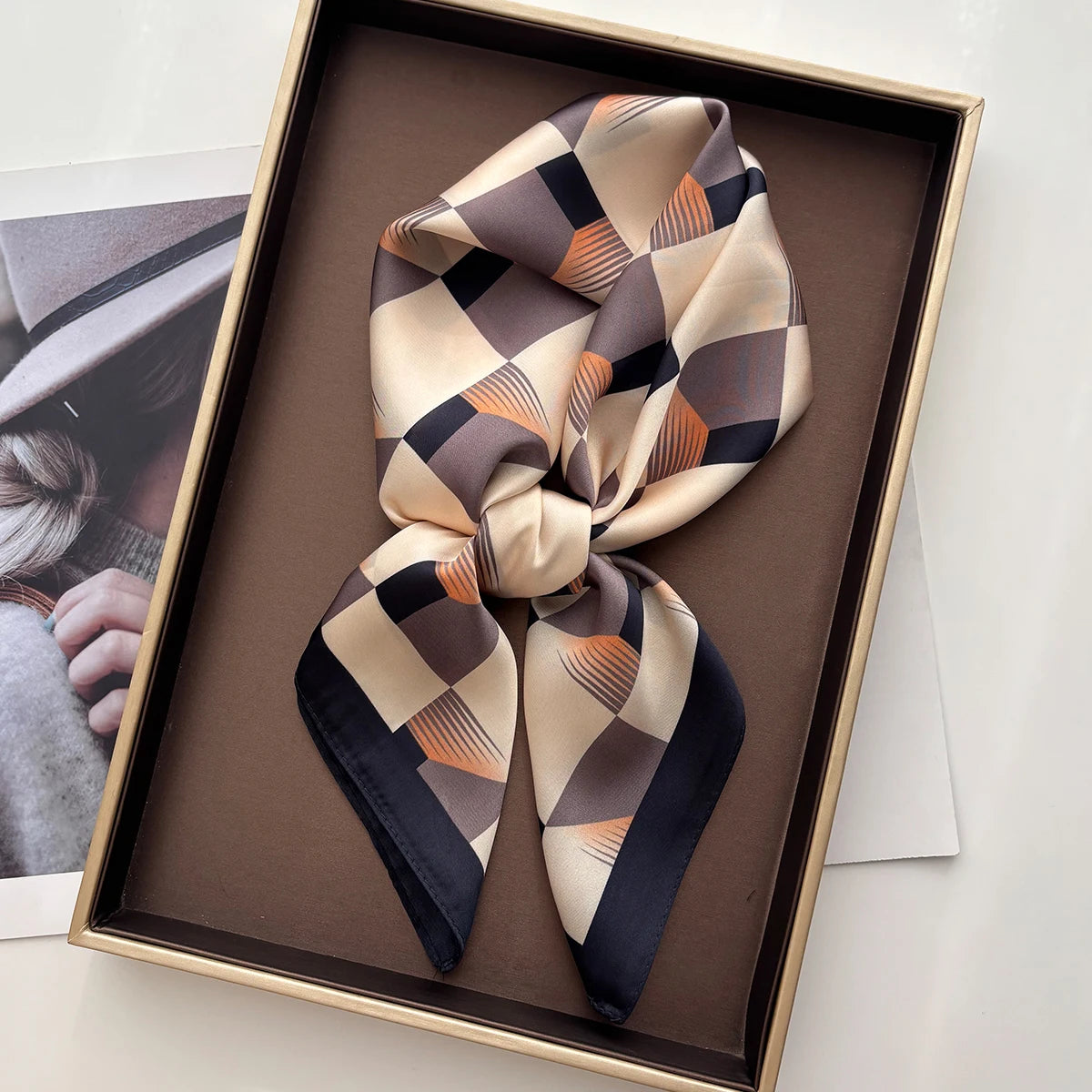 Foulard Carré Soie Carreaux Rose Femme | MDN Store