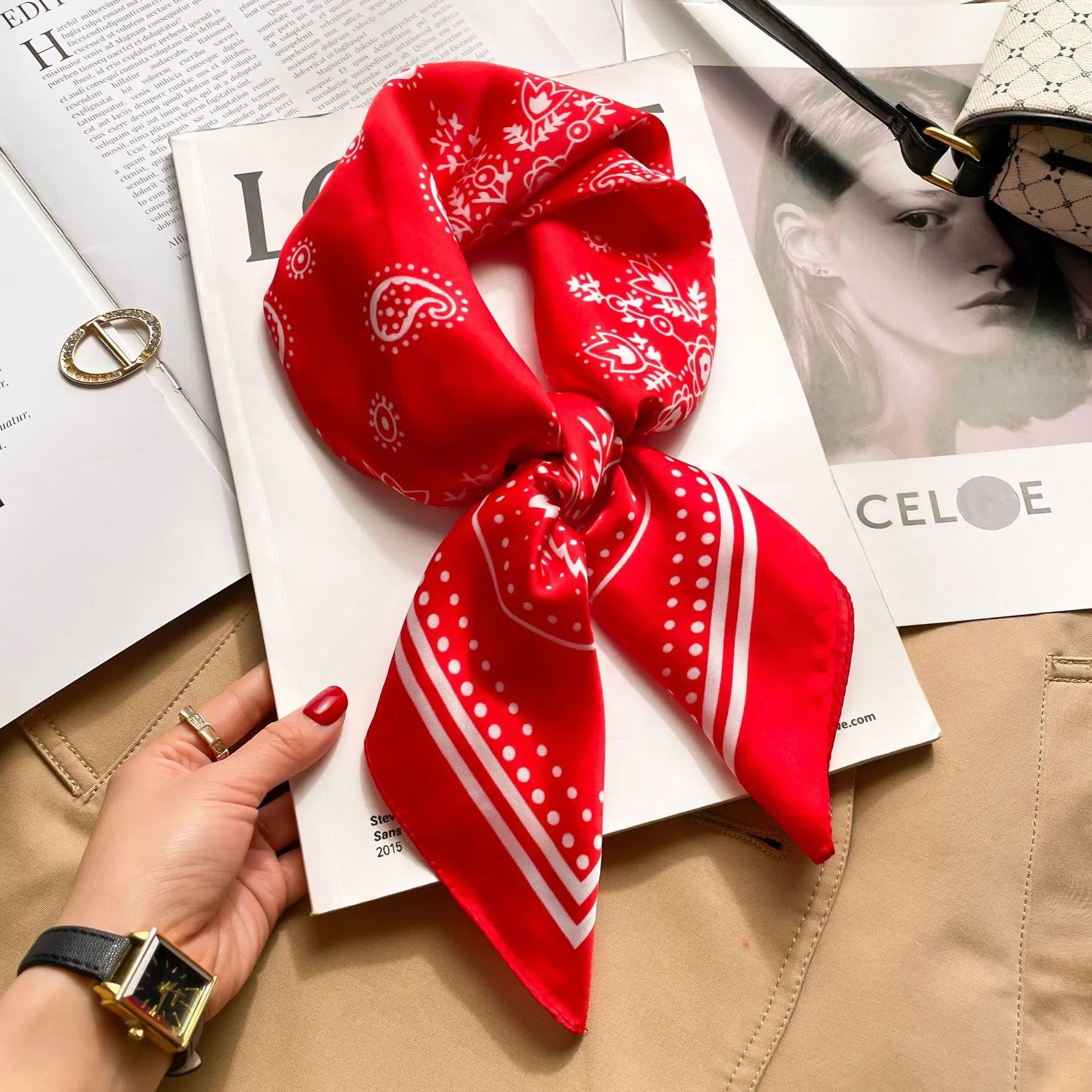 Foulard Carré Soie Satin Floral 70x70cm Femme | MDN Store