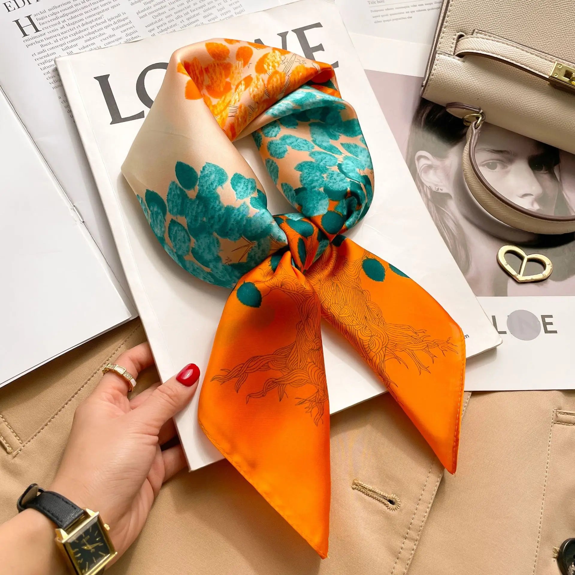 Foulard Carré Soie Satin Floral 70x70cm Femme | MDN Store