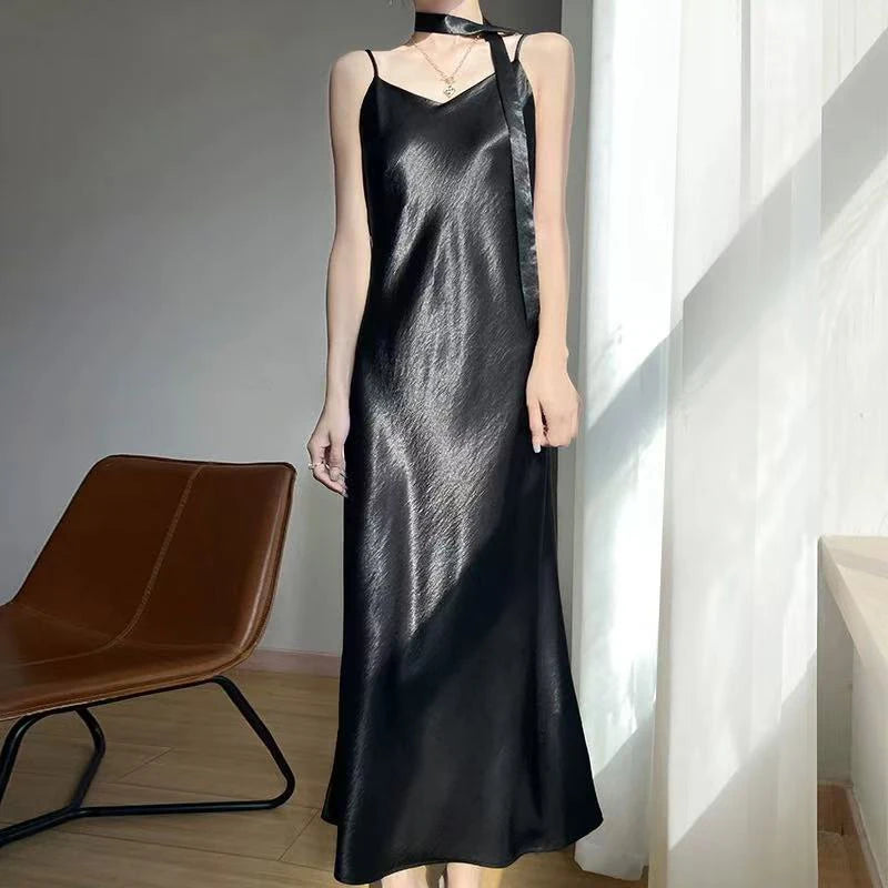 Robe Nuisette Satin Bretelles Ruban Midi 6 Coloris | MDN Store
