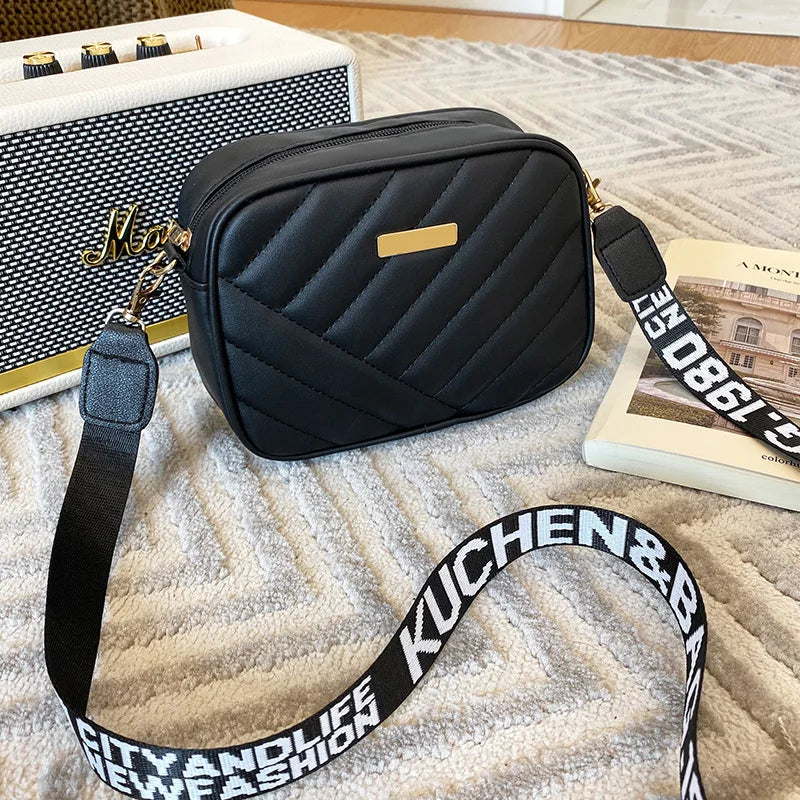 Sac Épaule Femme Couleur Unie Cuir Tressé Design | MDN Store