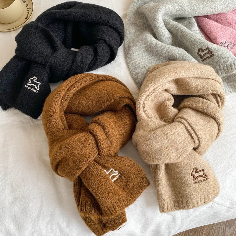 Écharpe Laine Lapin Brodé Beige | MDN Store