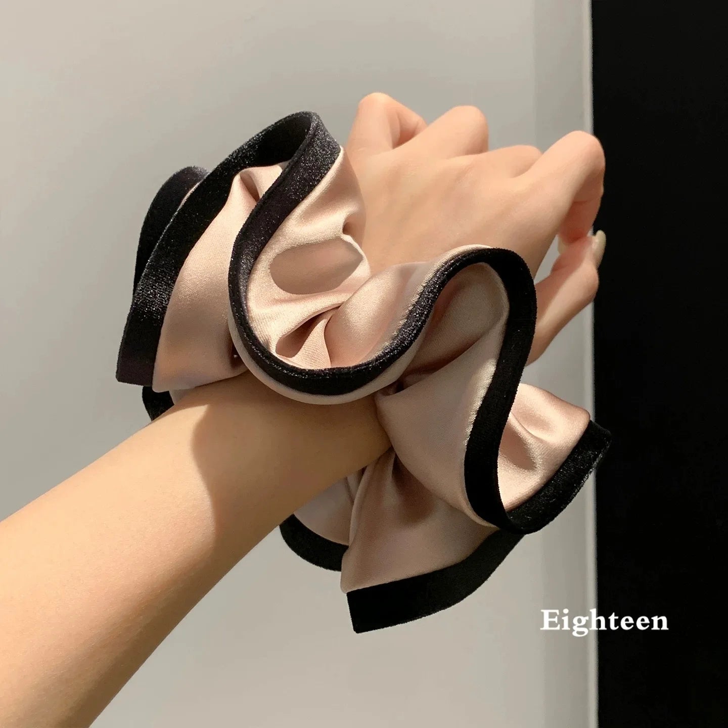 Chouchou Satin Velours Fleur | MDN