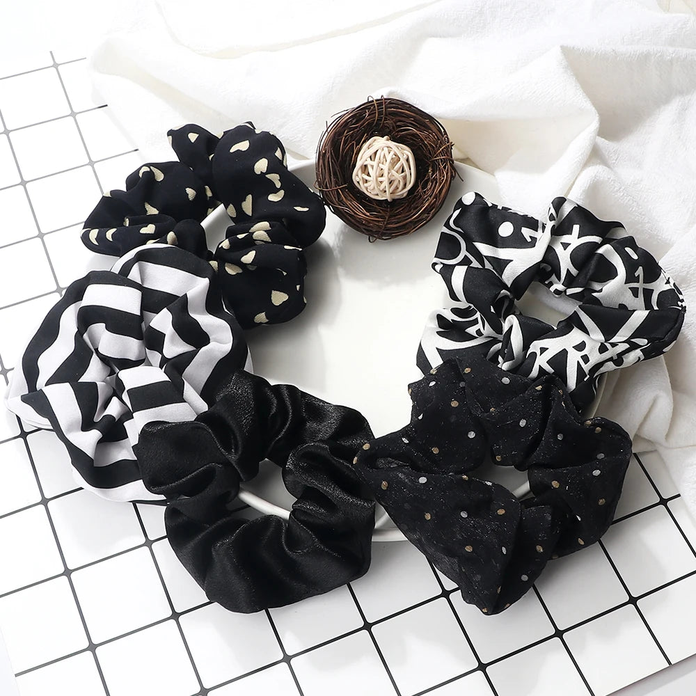 Lot de 3-5 Chouchous Satin Noir et Blanc - Élastiques Cheveux Élégants | MDN Store