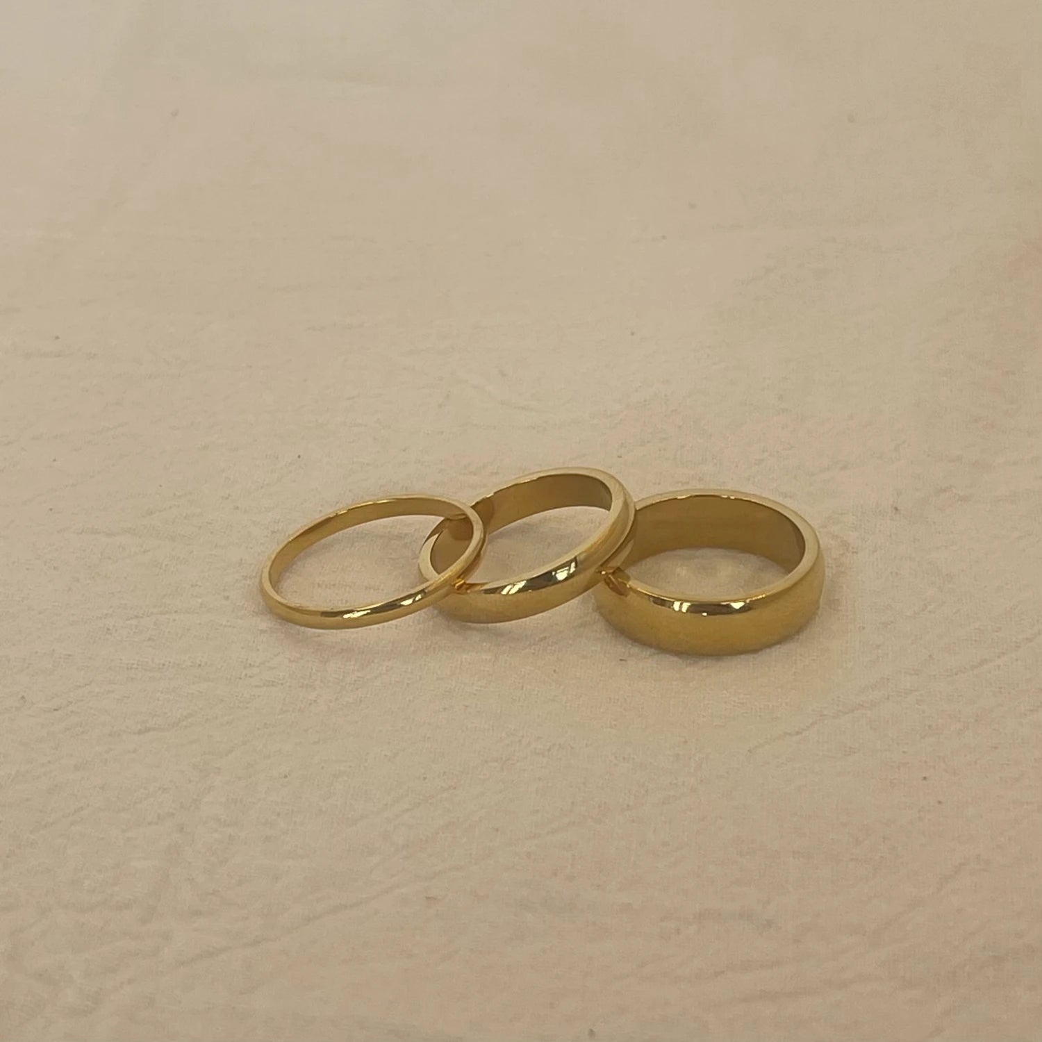 Bague Lisse Acier Plaqué Or 18K 6mm | MDN Store