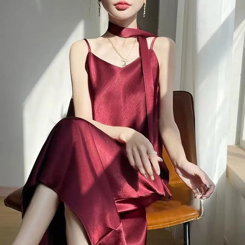 Robe Nuisette Satin Bretelles Ruban Midi 6 Coloris | MDN Store