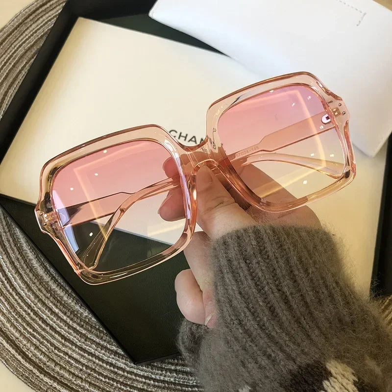 Lunettes Soleil Carré Ample Femme | MDN Store