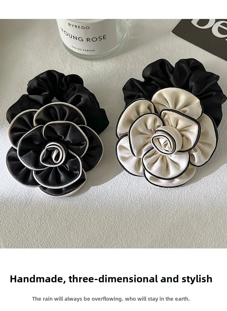 Chouchou Camélia Fleur Tissu Rétro - Élastique Cheveux Femme Élégant Haute... | MDN Store
