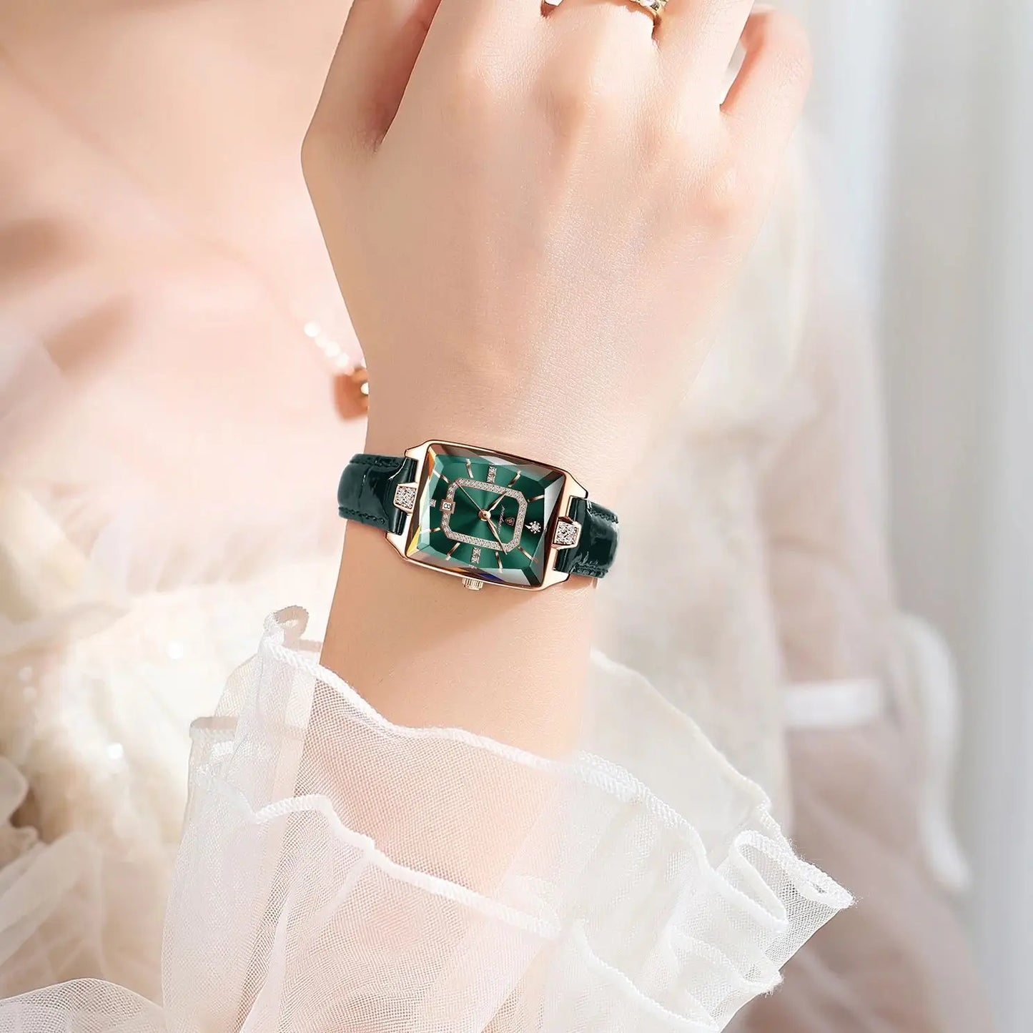 Montre Femme Rectangle Cuir POEDAGAR - Luxe Étanche Date Quartz Élégante Cadeau | MDN