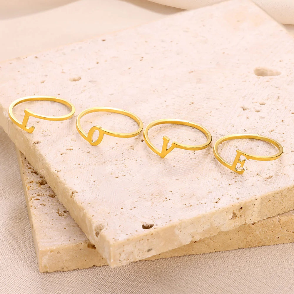 Bague Initiale Lettre A-Z Acier Doré | MDN Store