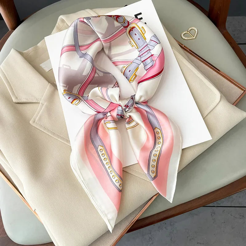 Foulard Carré Soie Satin Chaîne Rouge 70cm Femme | MDN Store