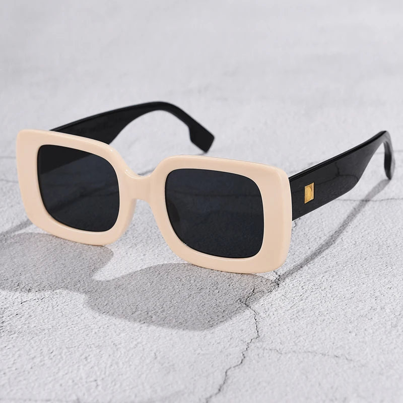 Lunettes Soleil Carré Sport UV400 Femme | MDN Store