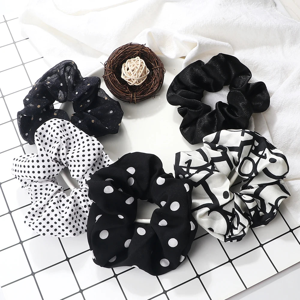 Lot de 3-5 Chouchous Satin Noir et Blanc - Élastiques Cheveux Élégants | MDN Store
