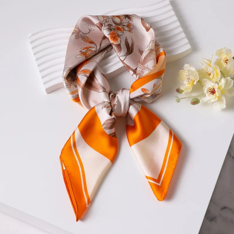Foulard Soie Carré Bleu Femme Élégant | MDN Store