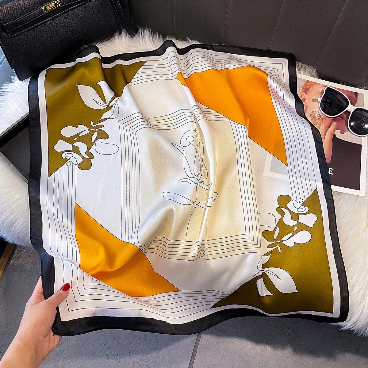 Foulard Carré Soie Floral Rose Femme 70cm | MDN Store