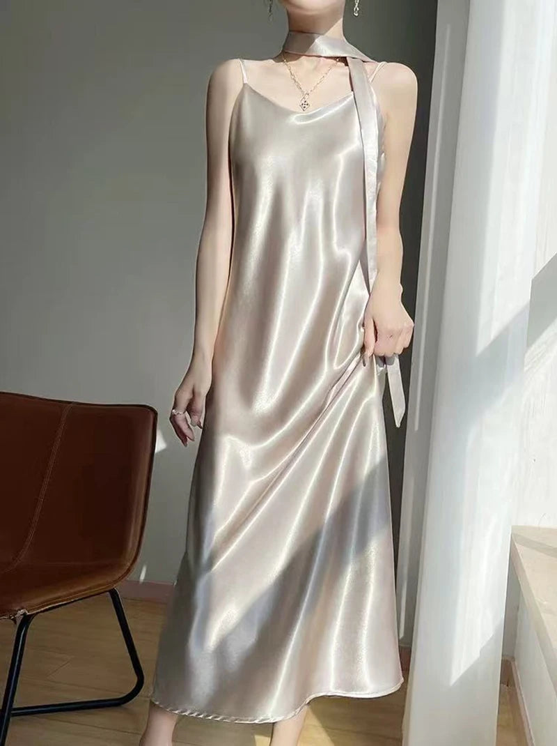 Robe Nuisette Satin Bretelles Ruban Midi 6 Coloris | MDN Store