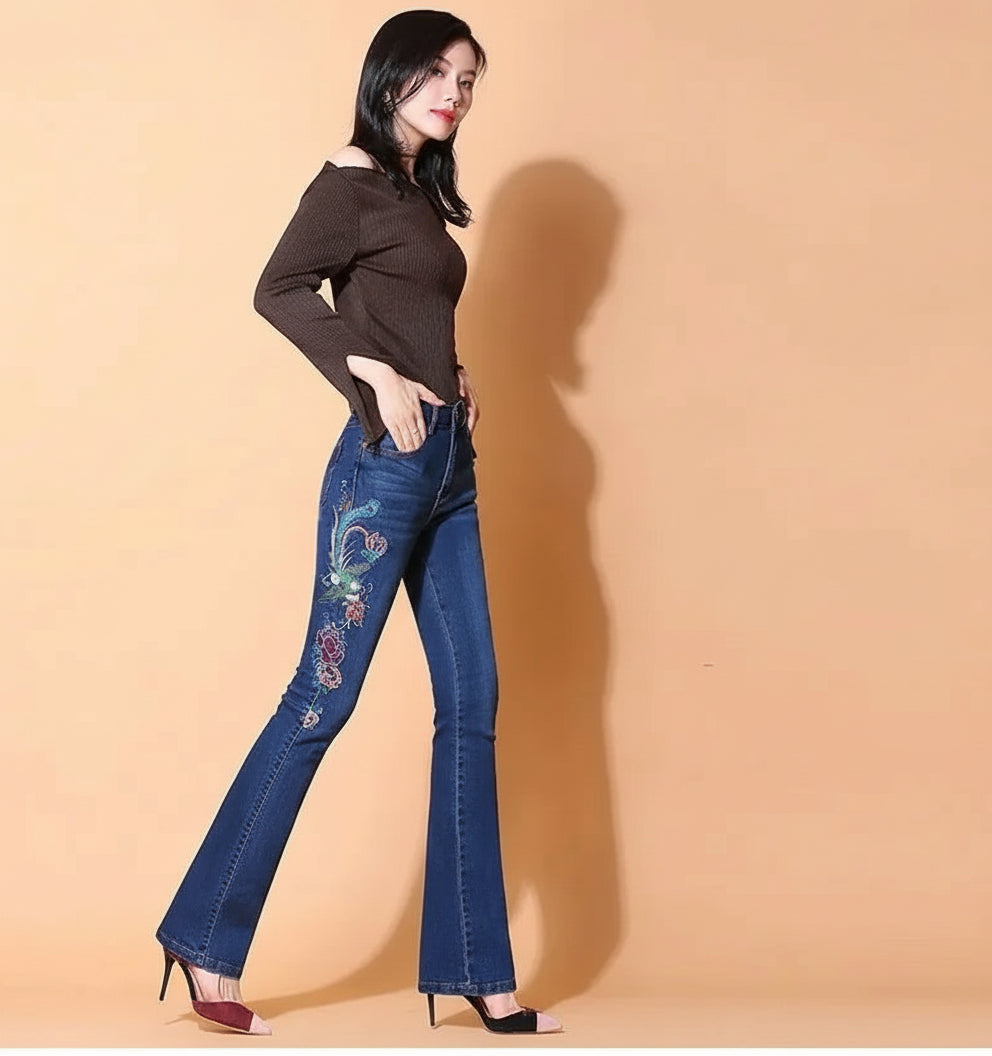 Jean Flare Femme Broderie Ethnique Bleu | MDN Store