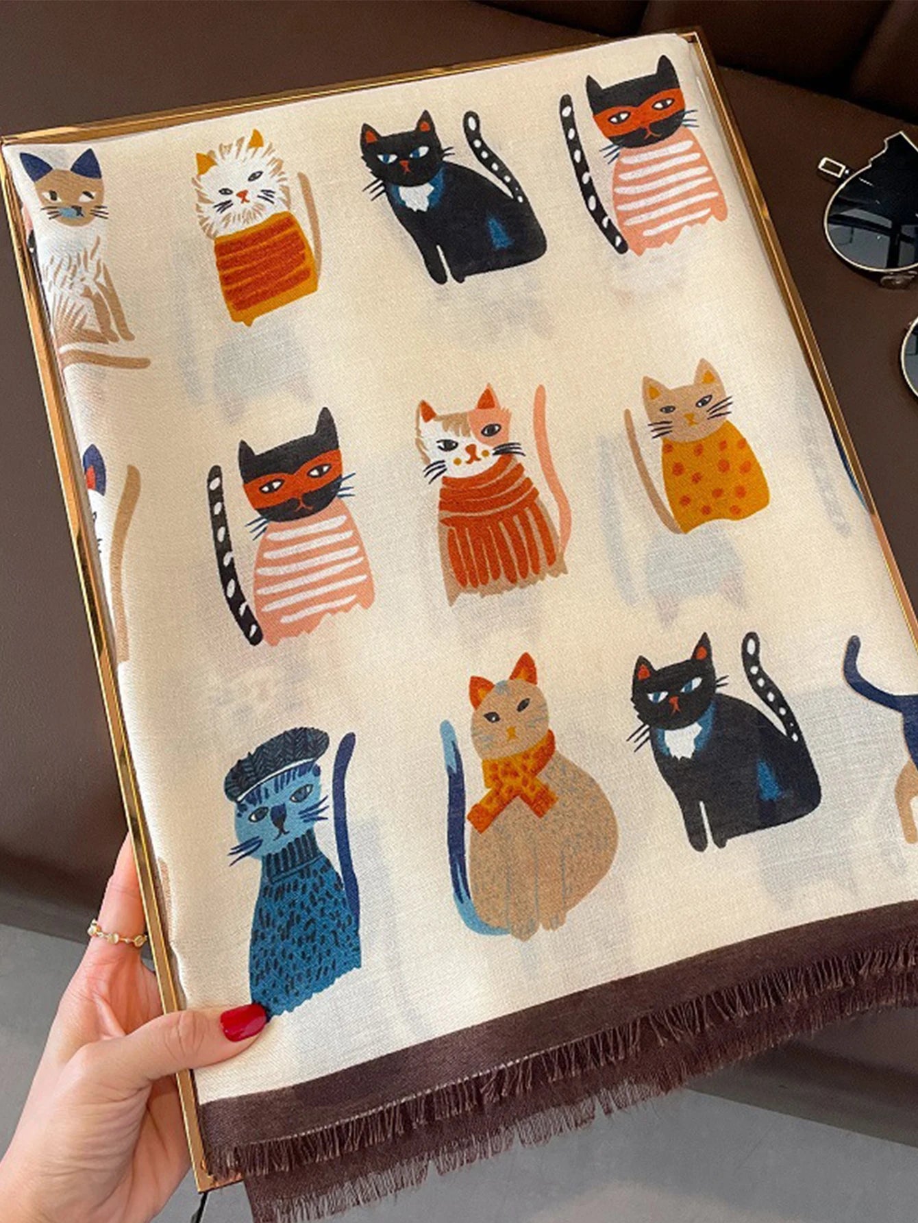 Écharpe Longue Viscose Chat Cartoon Coloré Femme | MDN Store