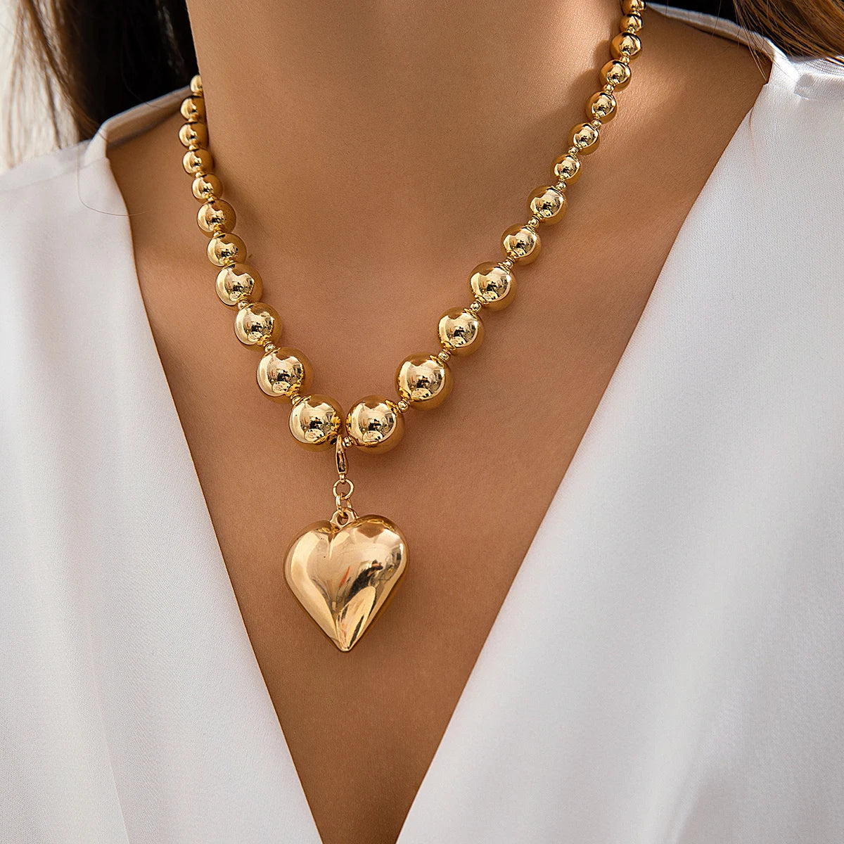 Collier Ras-de-Cou Perles Cœur Punk Vintage | MDN Store