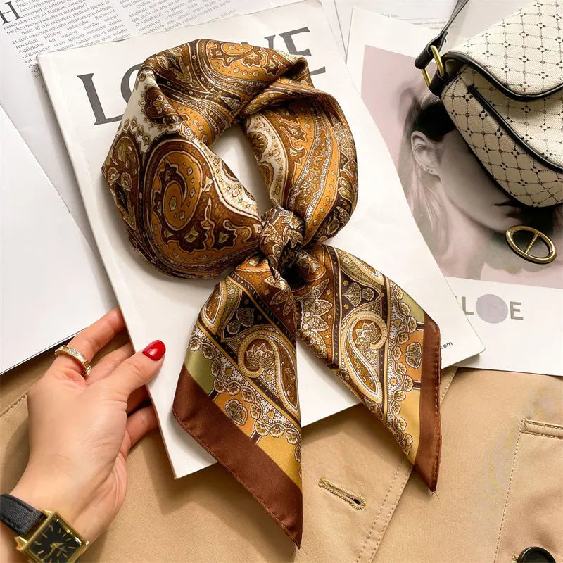 Foulard Carré Soie Floral Femme 70x70cm | MDN Store