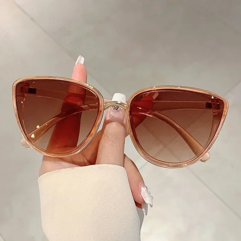 Lunettes Soleil Triangle Cat Eye Métal | MDN Store