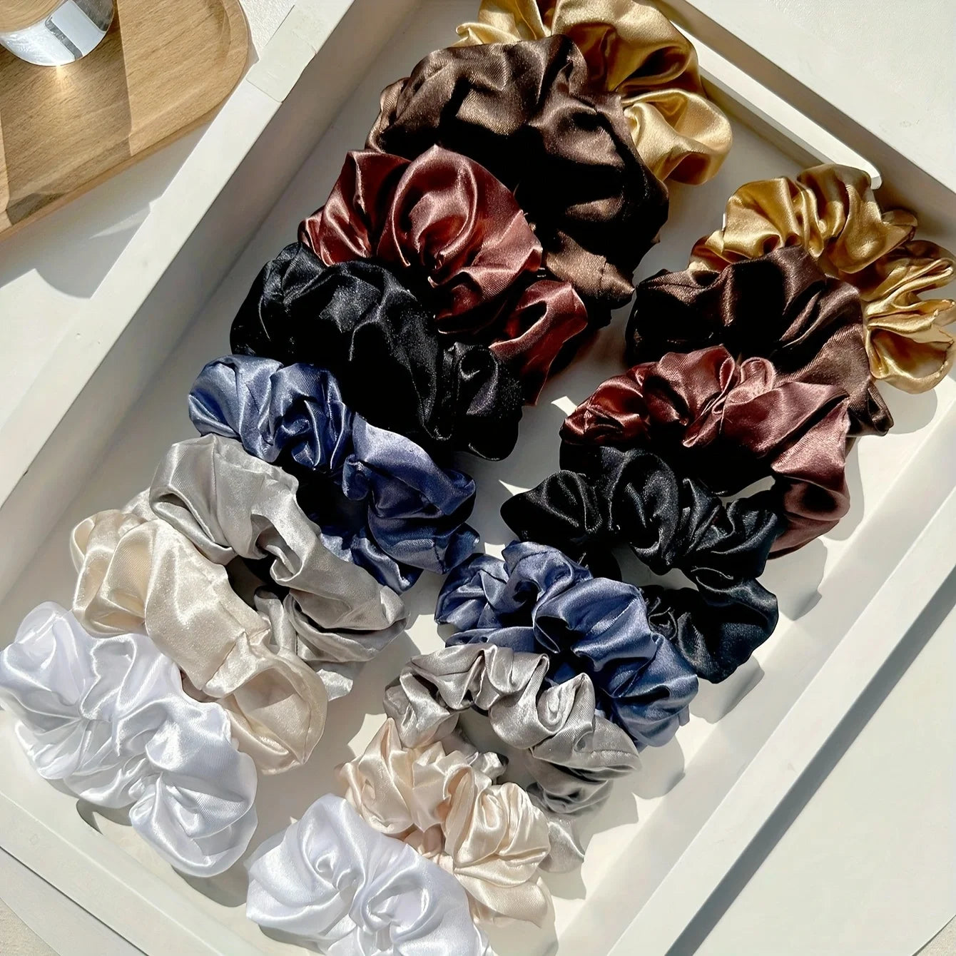 Lot de 16 Chouchous Satin Élastiques Couleurs Aléatoires pour Femme | MDN Store